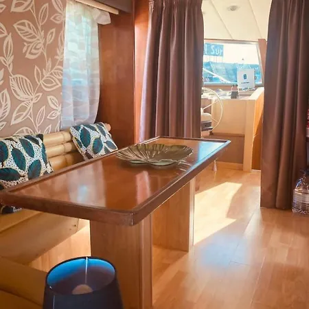 Wonderful Yatch To Rent At Tenerif South Hotel na wodzie Las Galletas